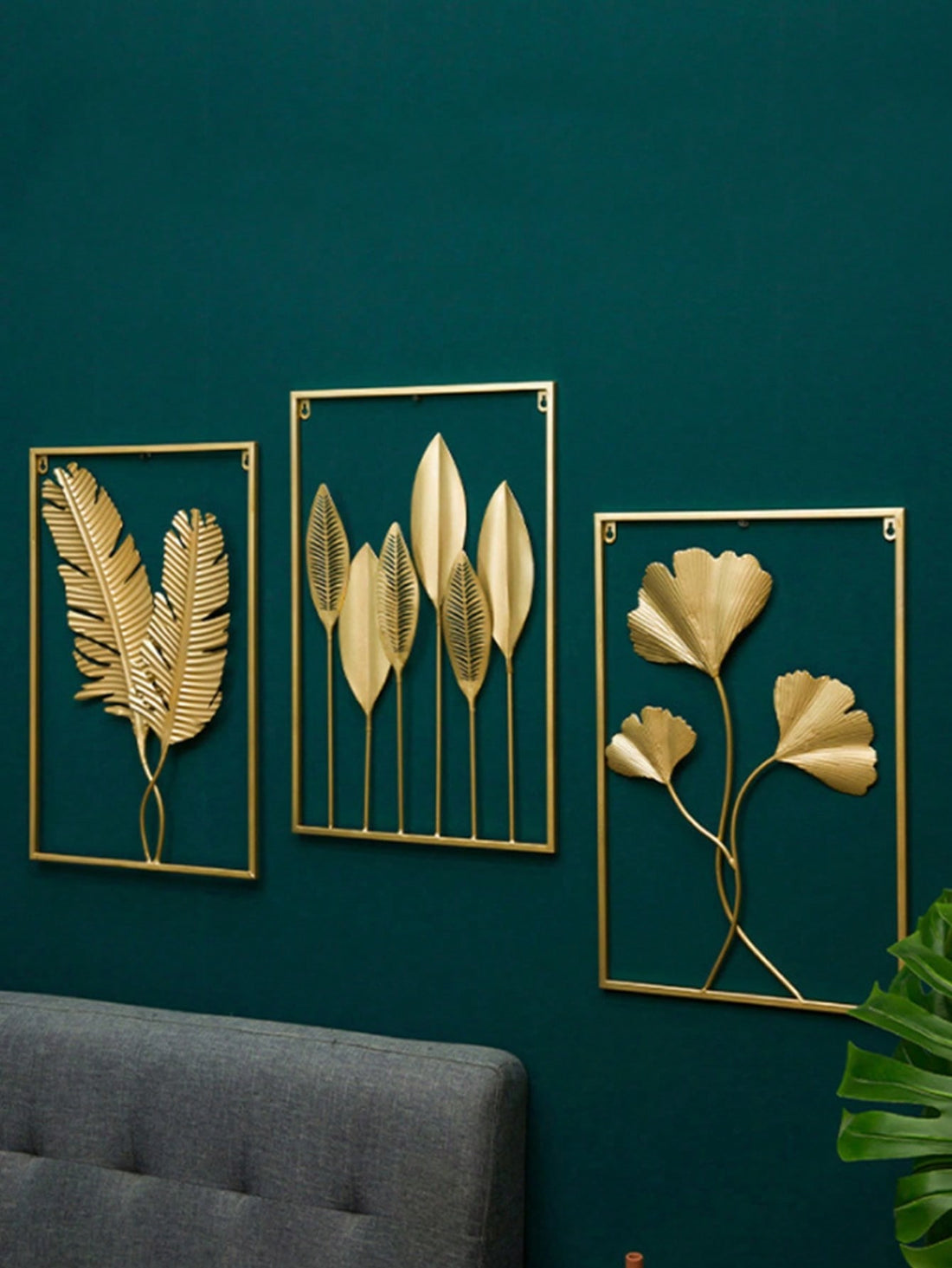 Elevate your living space with our Nordic Metal Leaf Iron Wall Hanging. Crafted with elegant details and sturdy iron, this piece adds a touch of sophistication to any room. Perfect for living rooms and bedrooms, its timeless design complements any decor. Make a statement with this stylish wall hanging today.