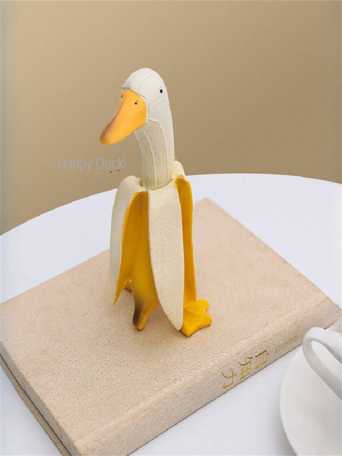 This Adorable Banana Yellow Duck set is the perfect addition to any home's garden. Made with creativity and art in mind, these ornaments are sure to bring a touch of sweetness and joy to any outdoor space. With vibrant color and a cute design, these ducks are a must-have for any decoration enthusiast.