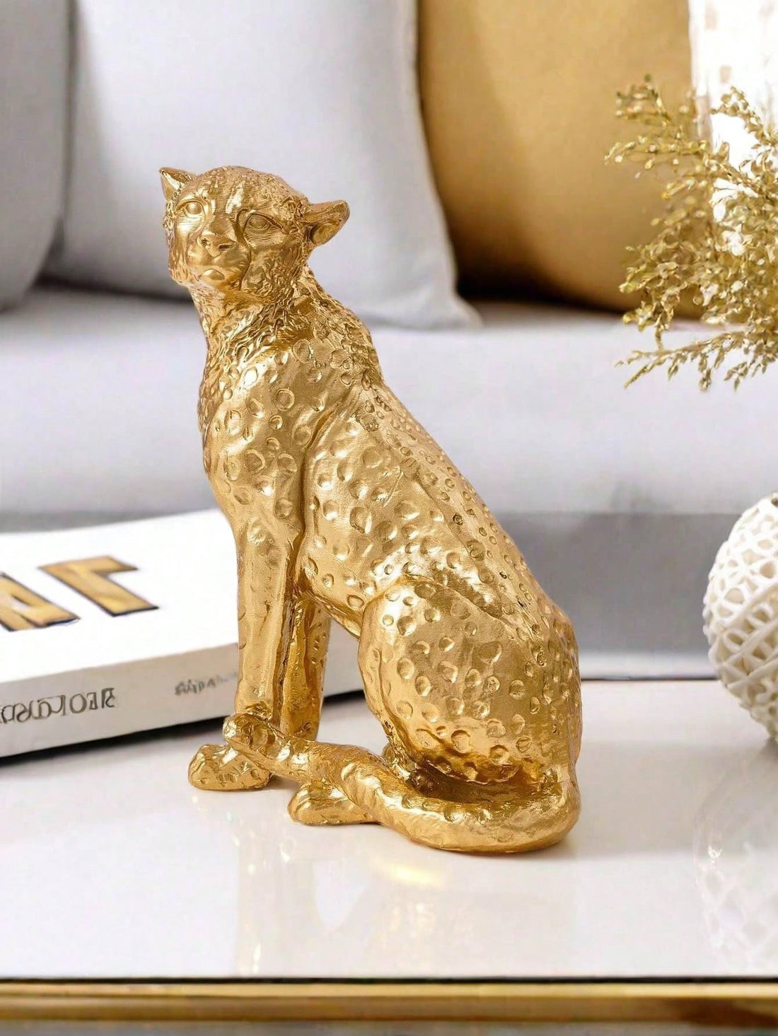 Add a touch of elegance to your office, study, foyer, or hotel with our Vintage Leopard Resin Desktop Ornament. Made of high-quality resin, this beautifully crafted ornament features a vintage leopard design that adds a unique touch to any space. Elevate your décor and impress your guests with this stunning piece.