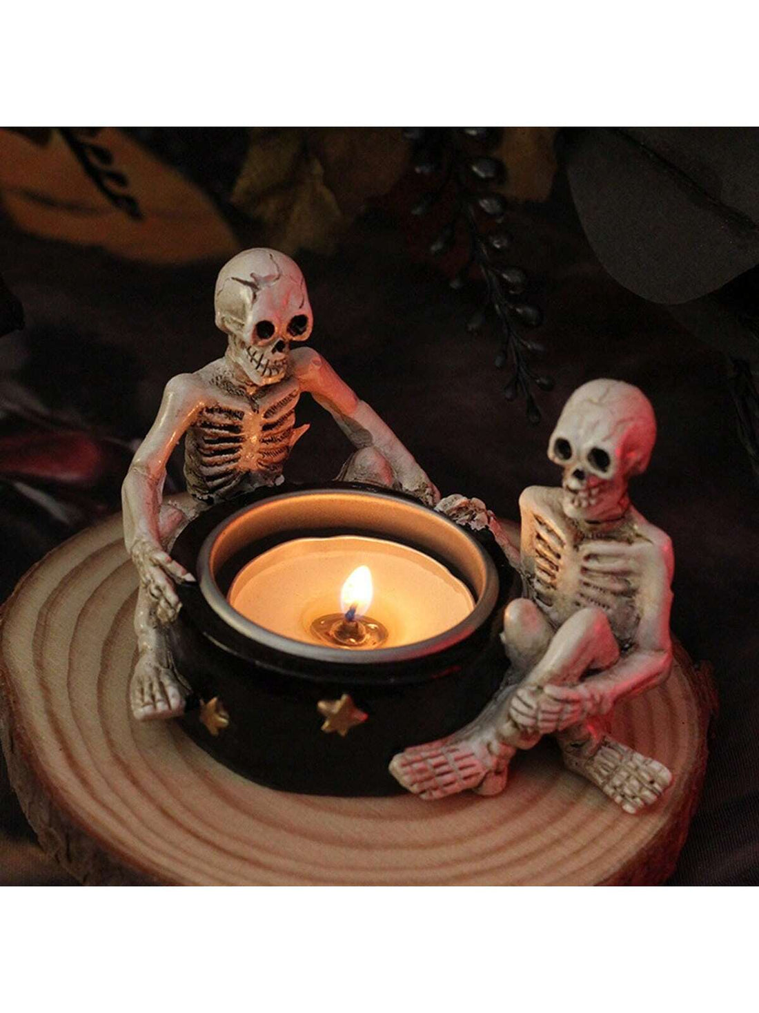 Add a spooky touch to your Halloween home decor with our Horrifying Atmosphere Candle Holder. Create a terrifying atmosphere with this unique and scary candle holder. Made with high-quality materials, it is the perfect addition to any haunted house or Halloween party.