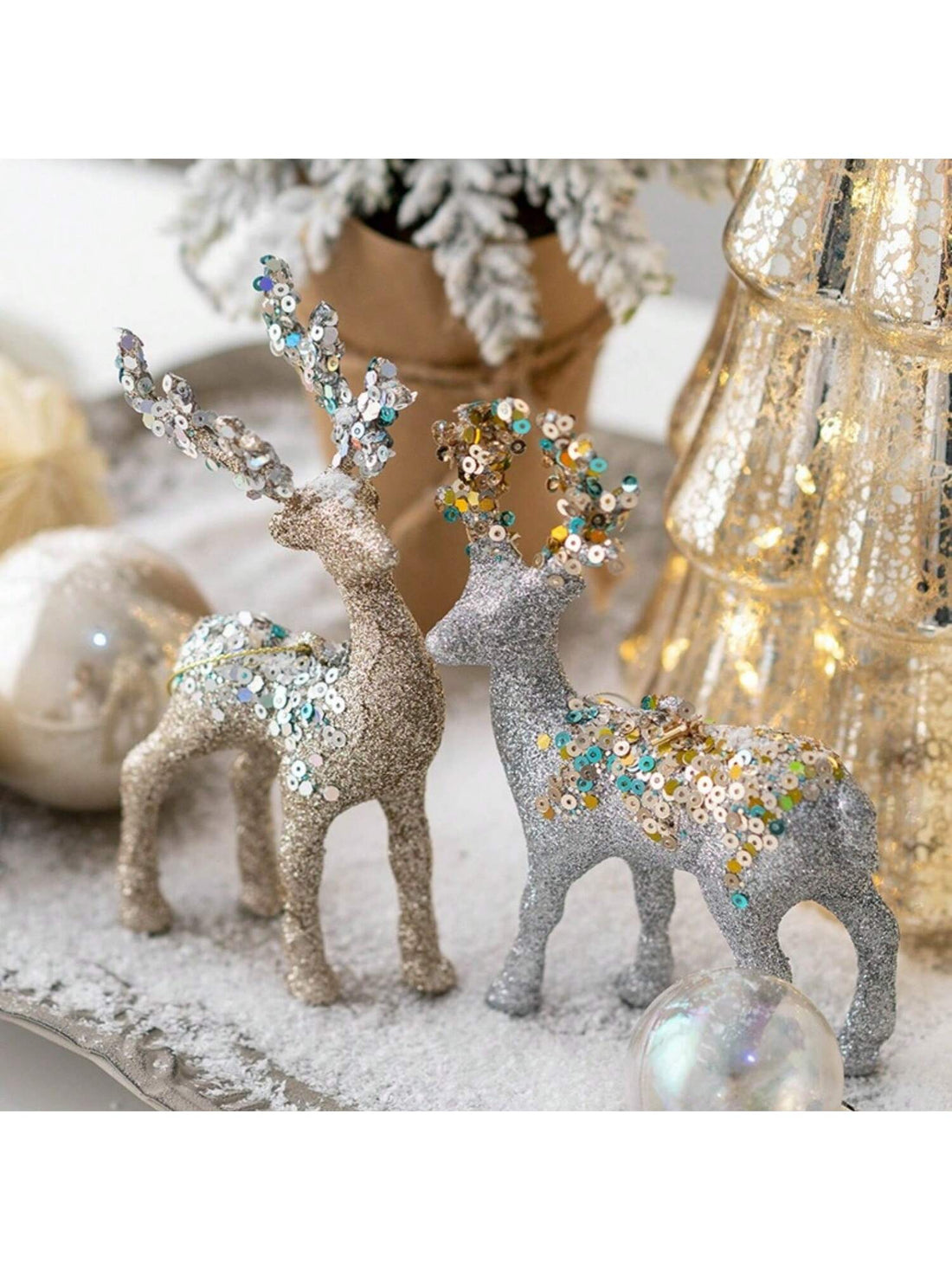 Elevate your Christmas tree with our Sparkling Elk Christmas Pendant. Made for festive tree decoration, this elegant pendant is adorned with sparkling details that will add a touch of magic to your holiday decor. Expertly crafted and designed to dazzle, this pendant is a must-have for any Christmas enthusiast.