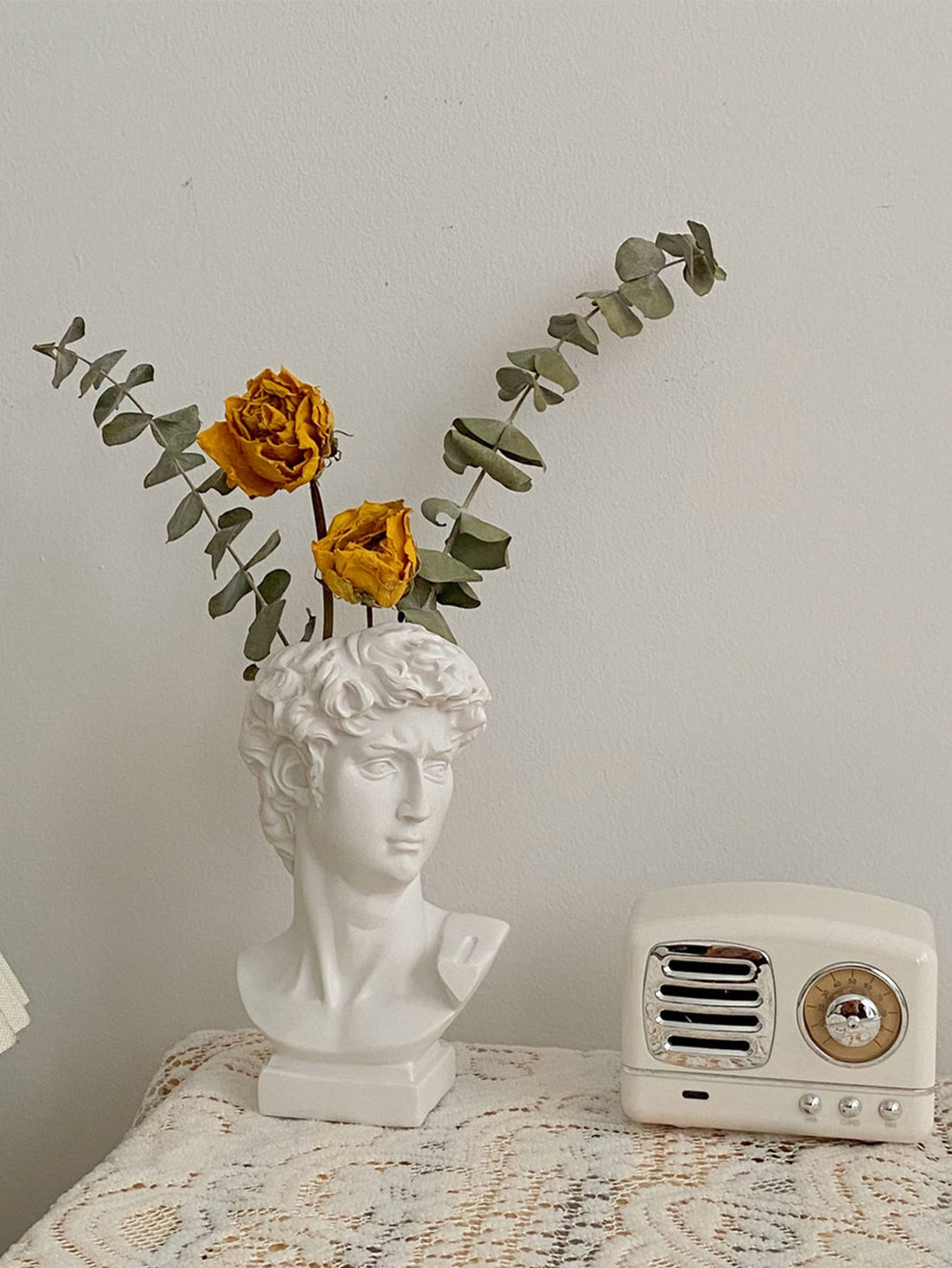 Elevate your home decor with our Modern White ABS Flower Vase. Made from high-quality ABS material, this stylish centerpiece adds a touch of modern elegance to any room. Its sleek design and durable construction make it a timeless addition to your home. Perfect for displaying your favorite blooms or as a stand-alone statement piece.
