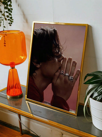 Elevate your space with this unframed rock singer canvas poster, a perfect blend of style and musical passion. Ideal for bedrooms and living rooms, this artwork captures the dynamic energy of rock music, adding a bold, artistic touch to your décor. Its versatile design complements various interior styles, making it a sophisticated choice for music lovers seeking to express their unique taste.